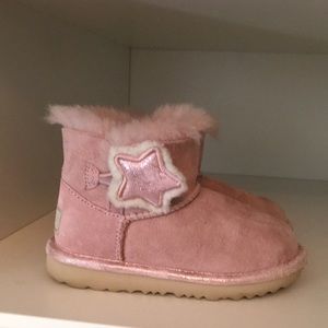 Ugg Kids- Toddler girl size 10